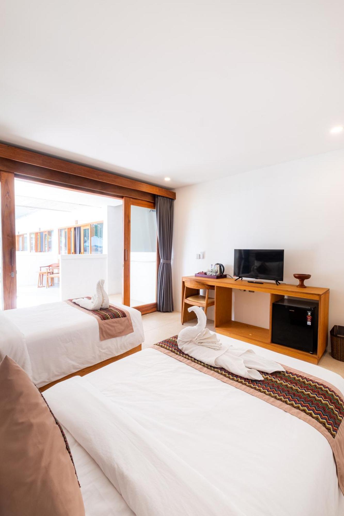 Amp Beach House Toyapakeh Номер фото